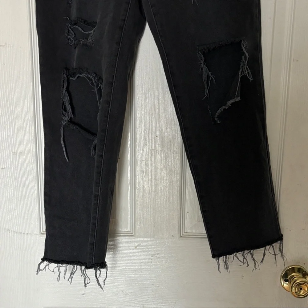 PacSun Charcoal Distressed Women's Cropped Jeans